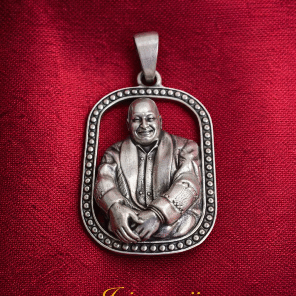 92.5 Silver Jai Guru Ji locket